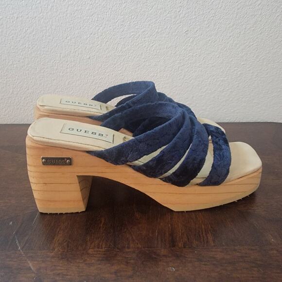 Vintage Y2K Guess Platform Velvet Strappy Wooden Block Heels Sz 6 Retro - Picture 3 of 13